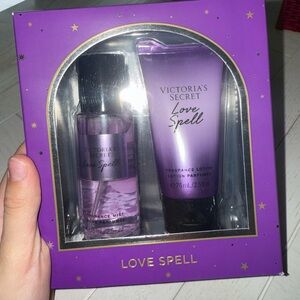 Victoria's Secret Love Spell Set in Purple